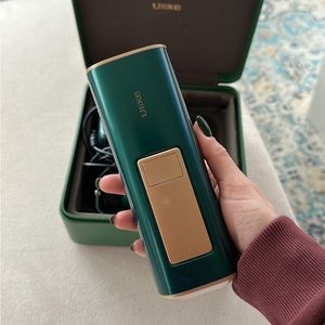 IPL PERMANENT HAIR REMOVER